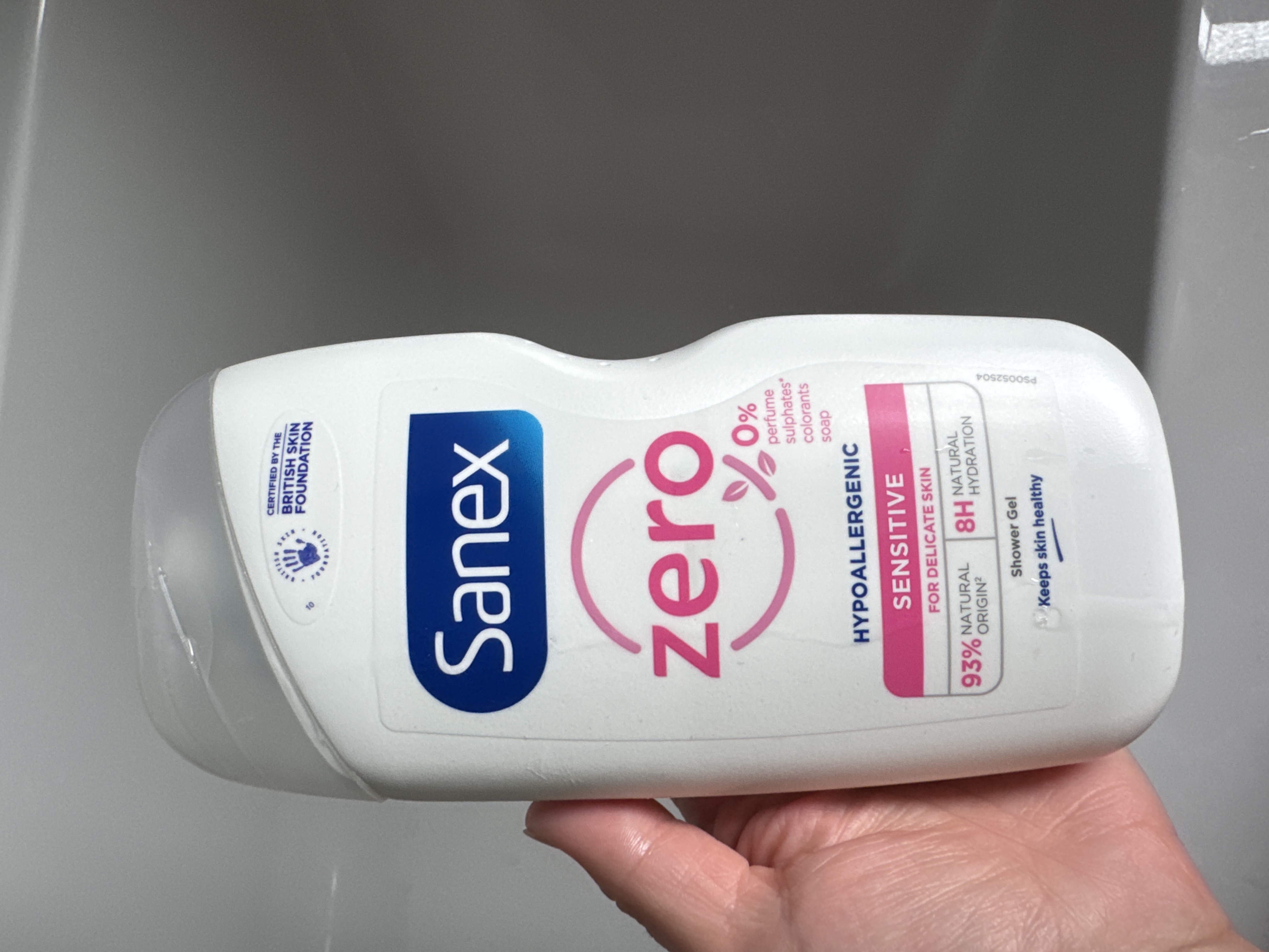 Sanex Duschgel Zero% Sensitive, 225 Ml – Ohne Parfum, Für Sensible Haut, Weiß